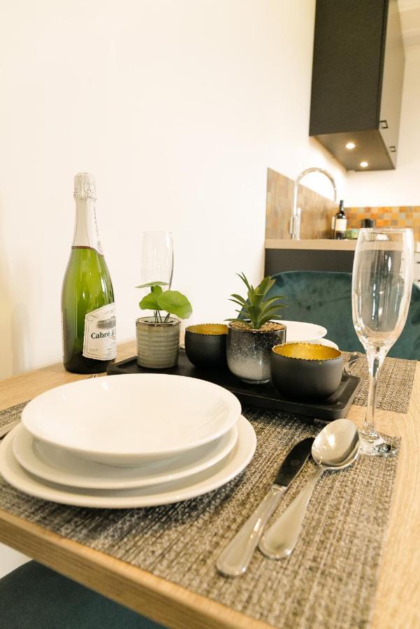 Hvn10 - Near Antwerp Bed & Breakfast Stabroek ภายนอก รูปภาพ